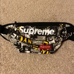 Supreme Waistbag